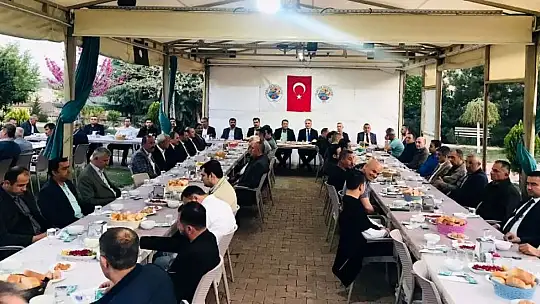 Malatya Bürokrasisi Darende İlçesinde İftar'da Buluştu