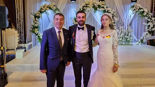 Tuğçe ve Onurhan Dillere Destan Düğün ile Evlendi.