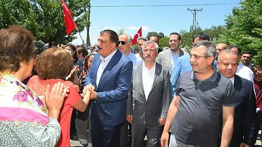 İğdir Halkından Coşkulu Karşılama