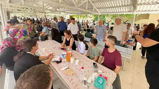 Zeynel Abidin Türbesinde Aşure Etkinliği