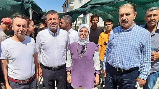 Ali Kapısı'nda Aşure ve Lokma Etkinliği