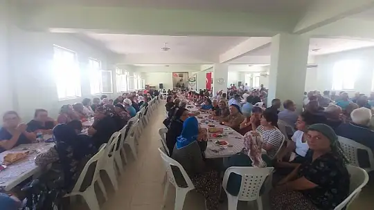 Yazıhan Fethiye'de Geleneksel Aşure ve Lokma Etkinliği