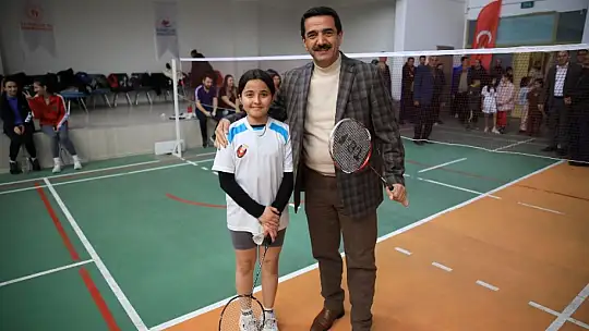 Taşkın' Gençlerimize Yapılan Yatırımlara Devam Edeceğiz'