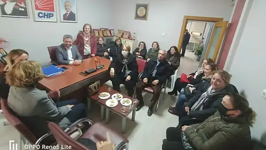 CHP Milletvekili Aday A. Kiraz'a Sevgi Seli