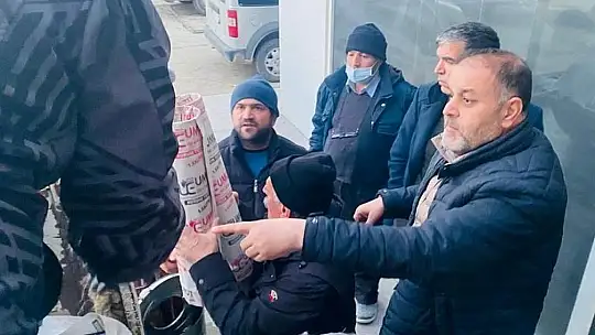 MHP Teşkilatları Depremzedelerin Yaralarını Sarıyor