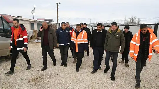 Elazığ Belediye Başkanı Şerifoğulları Deprem Bölgesini İnceledi