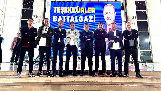 Battalgazililer Cumhurbaşkanı Erdoğan'ın Zaferini Kutladı