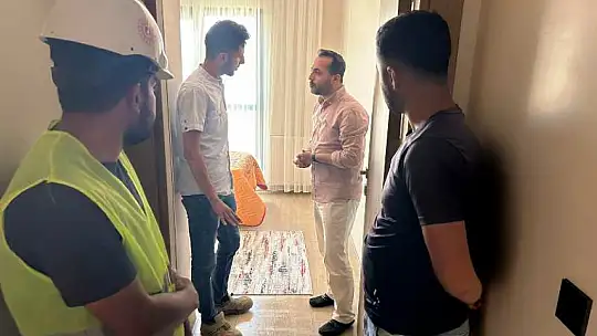 AK Parti Mv. Doç. Dr. Babacan'dan TOKİ Konutlarına Tam Not