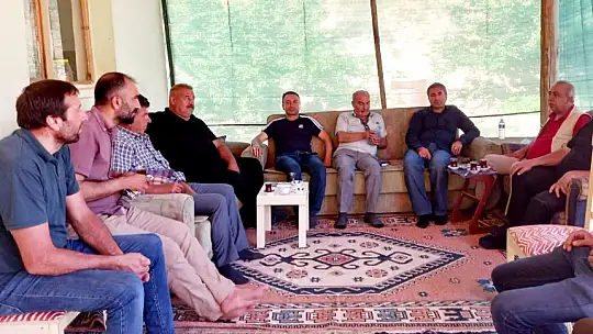 Akçadağ Bağ Mahallesi Ebeler Mezrası Sakinlerinden Yol Ve İlgisizlik Tepkisi
