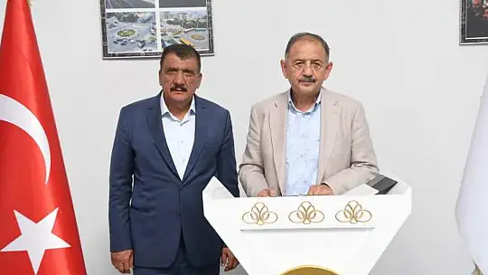 Bakan Özhaseki' Biran Önce Anlaşın İşe Başlayın '
