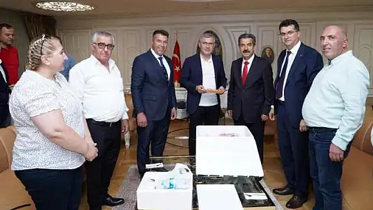 Helal Olsun' Vali ve İl Tarım Müdüründen Anlamlı Davranış'