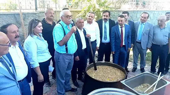 Yılın En Yoğun Katılımlı Aşure Programı AKÇADAĞDER Ailesinden