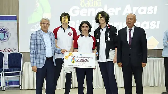 Bilgi Yarışması Büyük Finalle Sona Erdi