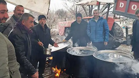Arguvan'da Karahöyük ve Ektir mahallelerinde Abdal Musa Birlik lokması