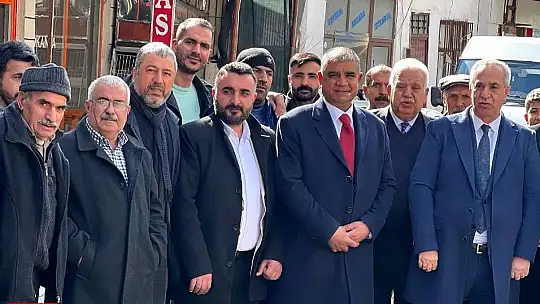 Pütürge'de Başkan Adayı Aydın Öztük'e Destekler Çığ Gibi Yükseliyor