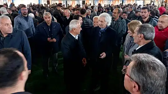AK Partililer Malatya'da Temayül Yoklamasına İlgi Gösterdi