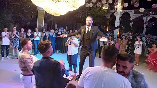 Çelik ve Sun Ailelerinin Mutlu Günü