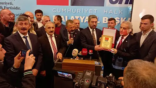 CHP'de Mv. A. Adayı Kiraz'a Yoğun Destek