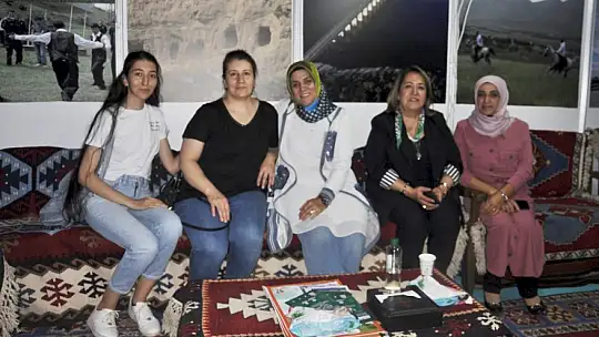 Bayan Güder' Her ilçemiz Kendi Değerlerini Yansıtan Ürünlere Yer Vermişler'