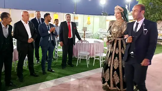 Nurgül ve Şahin Çiftinden Malatya'da Masalsı Kına Gecesi