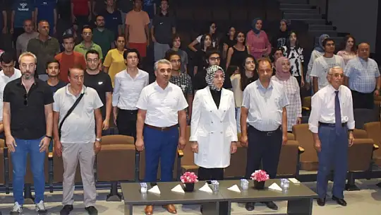 Erman Ilıcak Fen Lisesinde Başarılı Öğrencilere Ödül