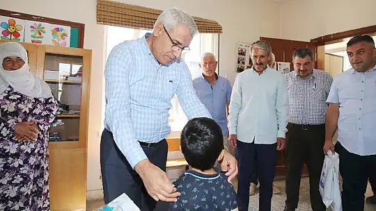 Başkan Güder'den Minik Kalplere Bayram Hediyesi