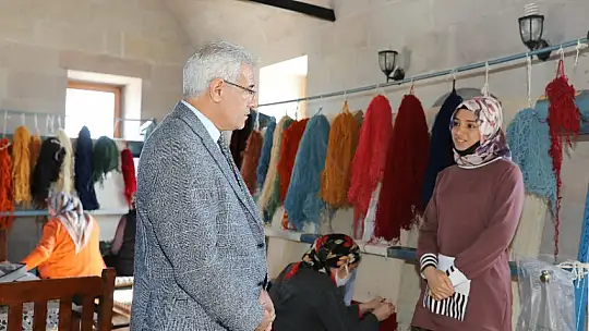 Kadınlar Öğreniyor, Ev Ekonomilerine Katkı Sağlıyor
