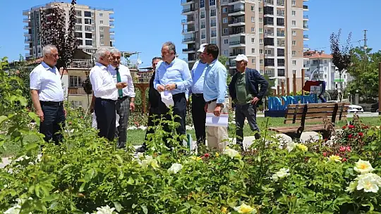 Milletvekili Çakır ve Başkan Güder, Gül Bahçesini İnceledi