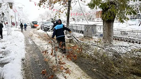 Battalgazi Belediyesinden Yoğun Kar Yağışına Hızlı Müdahale