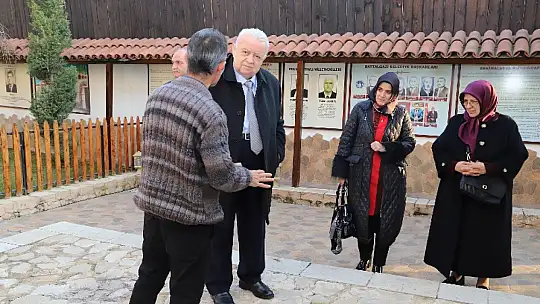 Battalgazi Belediyesi'nden Bestekar Ateş'e Sürpriz Kutlama