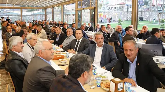 Başkan Güder, Battalgazili Muhtarların Gününü Kutladı