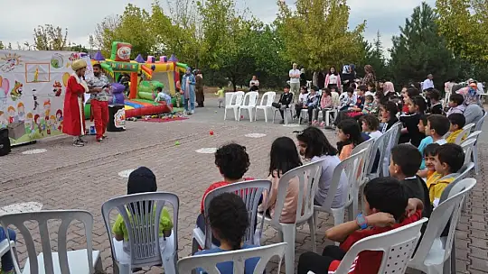 Üniversite Mahalle Muhtarlığından Geleneksel'Pilav Şenliği Etkinliği '