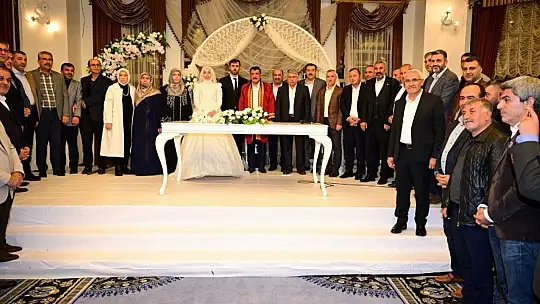 Kahveci ve Demez Ailelerinin Mutlu Günü
