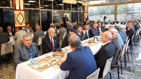 Başkan Güder, Battalgazili Muhtarların Gününü Kutladı