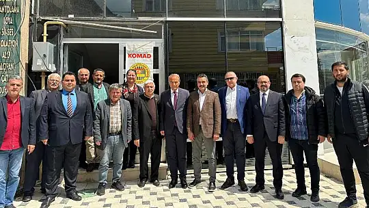 CHP Adayı Kanko ve Arguvan Belediye Bşk Kızıldaş'tan Kocaeli Malatyalılar Derneğine Ziyaret