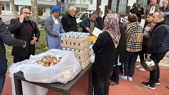 Yeniden Refah Partisi İftar'da Depremzedelerin Yanında