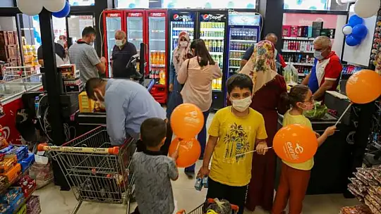 Kalite ve Güvenin Adresi Esenlik Marketler Zinciri Bayram Alışverişlerine Hazır
