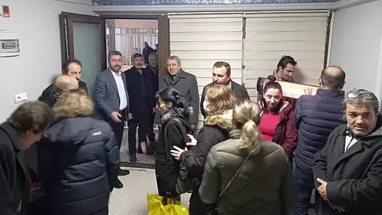 CHP Milletvekili Aday A. Kiraz'a Sevgi Seli