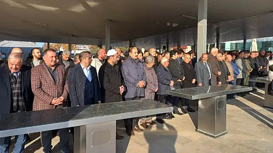 Malatya'nın Koca Çınarı Celal Yalvaç Ebediyete Uğurlandı