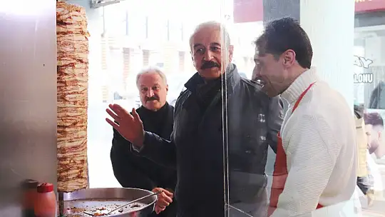 Keskin, 'Bu Şart ve İmkanlarla Esnaflık Yapmak Ateşten Gömleğe Dönüştü'