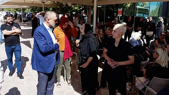 Malatya'nın Değeri Dt. Enver Budan Dualarla Toprağa Verildi