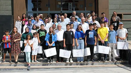 Başkan Güder LGS'de Başarılı Olan Öğrencileri Ağırladı