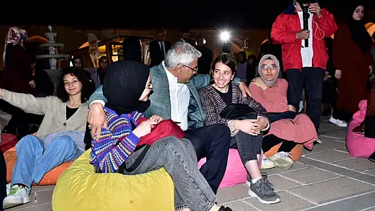 Battalgazili Gençler Sordu, Yazar Uzun Cevapladı