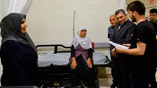 Vali Şahin'den Battalgazi Devlet Hastanesine Bayram Ziyareti