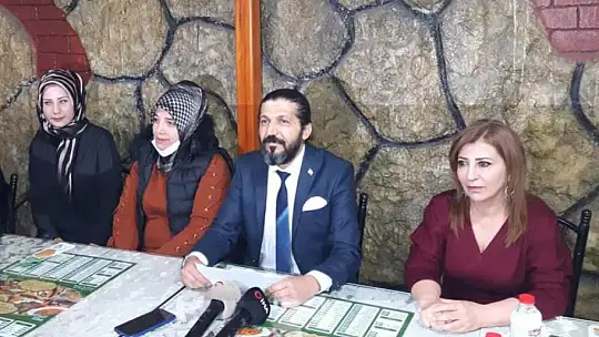 Berberler ve Kuaförler Odasına Eroğlu, Adaylığını Açıkladı
