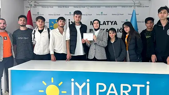 İyi Parti'ye Katılım Yoğunluğu