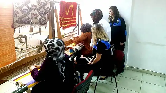 Emniyet Müdürlüğünden' El Ele Yürüyelim Hep Birlikte' Projesi