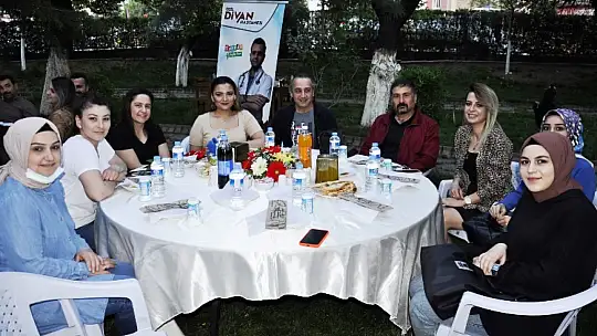 DİVAN Hastanesi Ailesi Geleneksel İftar Yemeğinde Buluştu