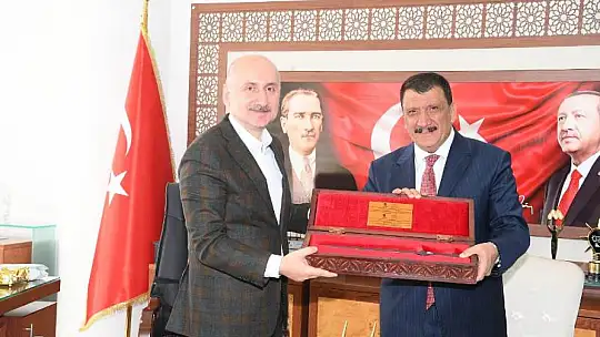 Bakan Karaismailoğlu'ndan Başkan Gürkan'a Ziyaret