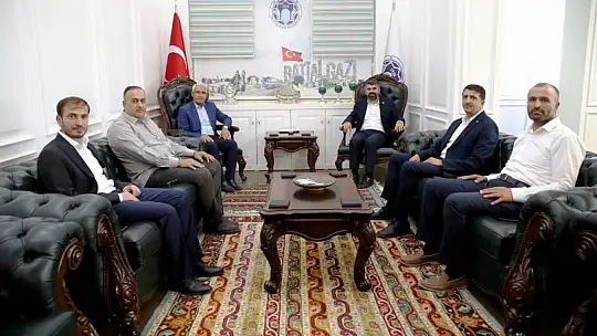 HÜDA-PAR Mersin Milletvekili Dinç'ten Başkan Güder'e Ziyaret